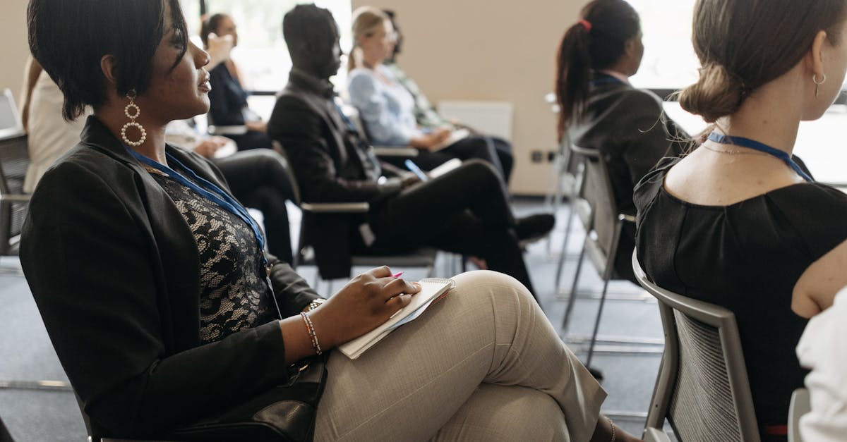 虎牙实名账号：苹果7详情下载教程APP显示购买