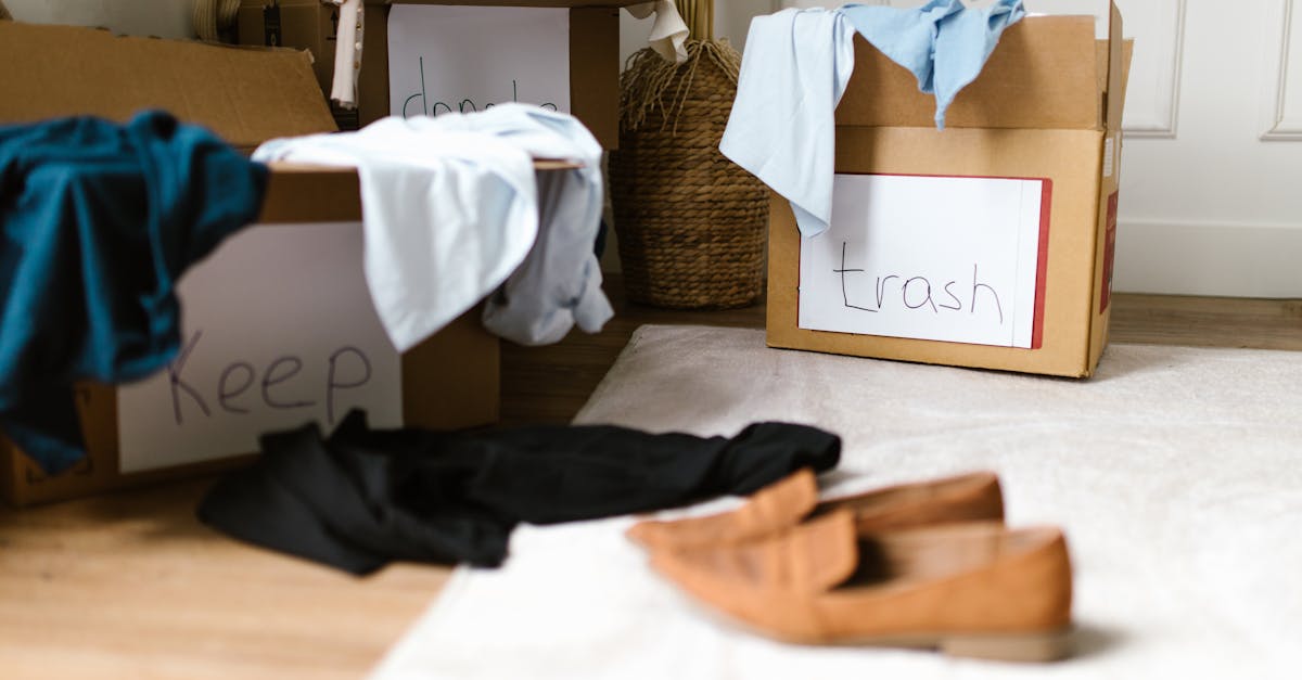 如何鼓励玩家将更多的关注和创造力放在游戏玩法的深度和广度上？