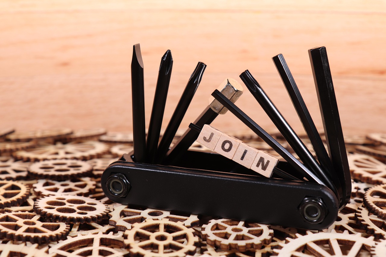 网易手机卡实名账号：实名制账号的舆论监管和引导